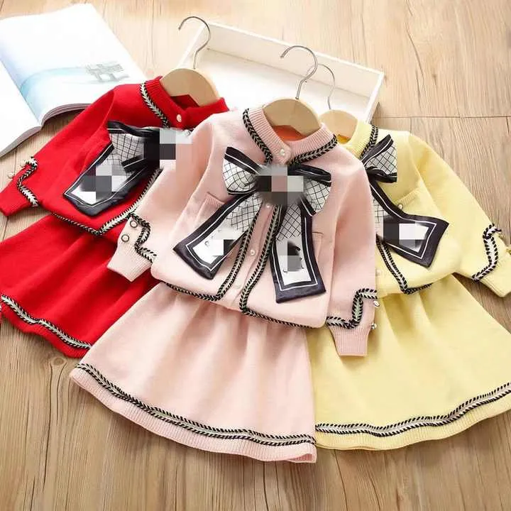 Girls Plaid Stwear skirt Sets Children's-طقم ملابس وتنورة